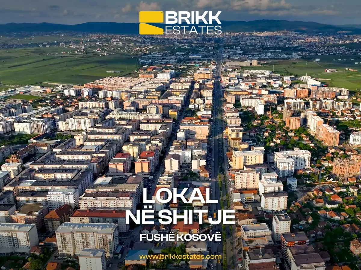 Pamje nga lart, lokal në shitje në Fushë Kosovë, Ref B353 (1/1)