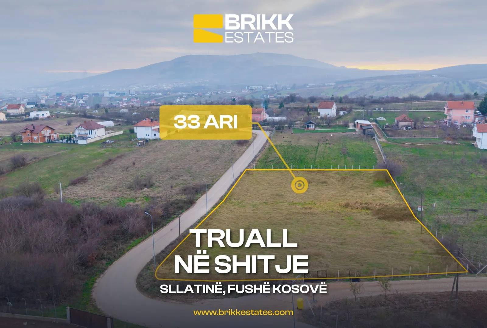 Pamje nga lart, tokë në shitje në Sllatinë, Fushë Kosovë, Ref B332 (3/4)