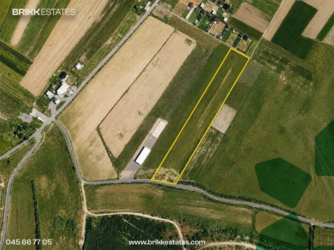 Pamje nga lart, tokë në shitje në Poturoc, Lipjan, Ref B384 (1/3)