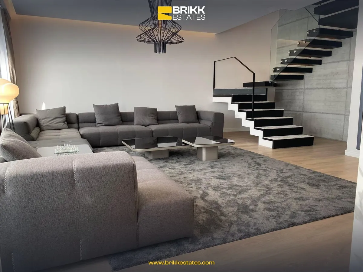 Qëndrimi ditor, duplex me qira në Pejton, Prishtinë, Ref B301 (1/10)