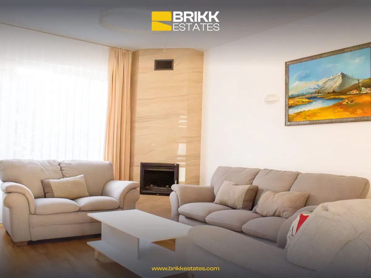 Qëndrimi ditor, shtëpi me qira në Marigona Residence, Prishtinë, Ref B314 (1/10)