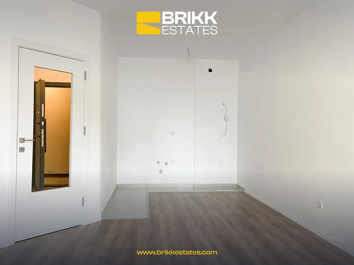 Hapësira e brendshme, banesë në shitje në Fushë Kosovë, Ref B326 (1/6)