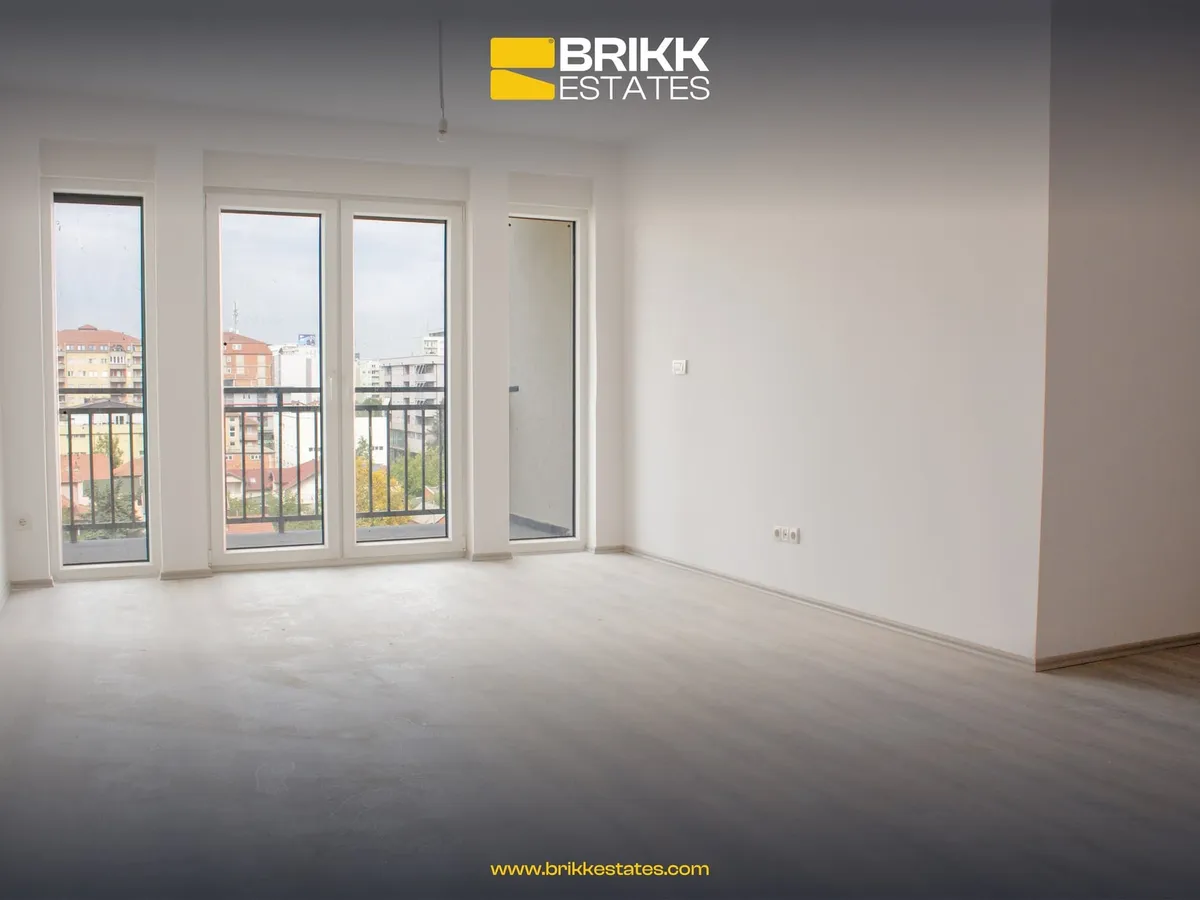 Living room, apartment for sale in Fushë Kosovë, Ref B311 (1/8)