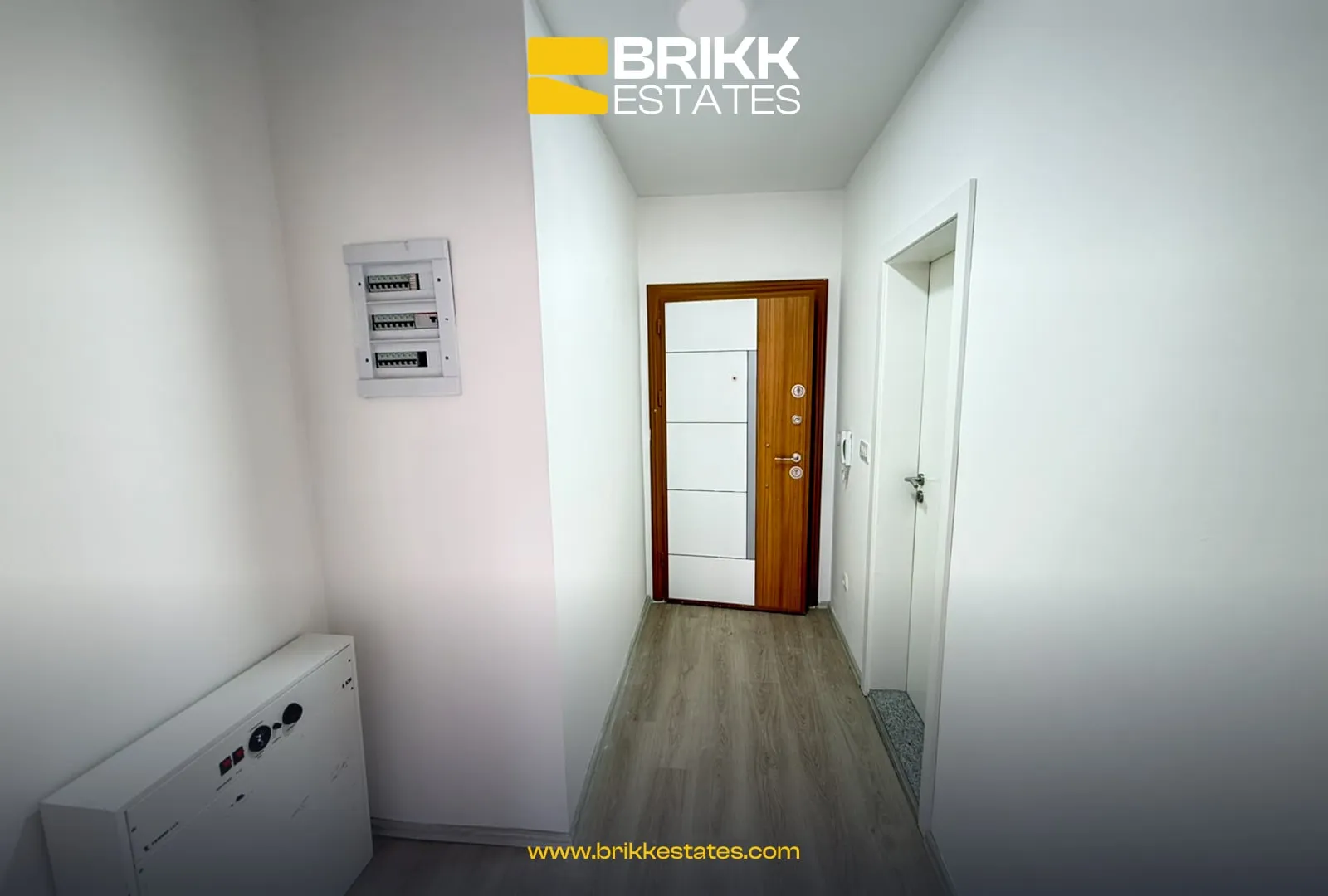 Korridori, banesë në shitje në Fushë Kosovë, Ref B350 (2/6)