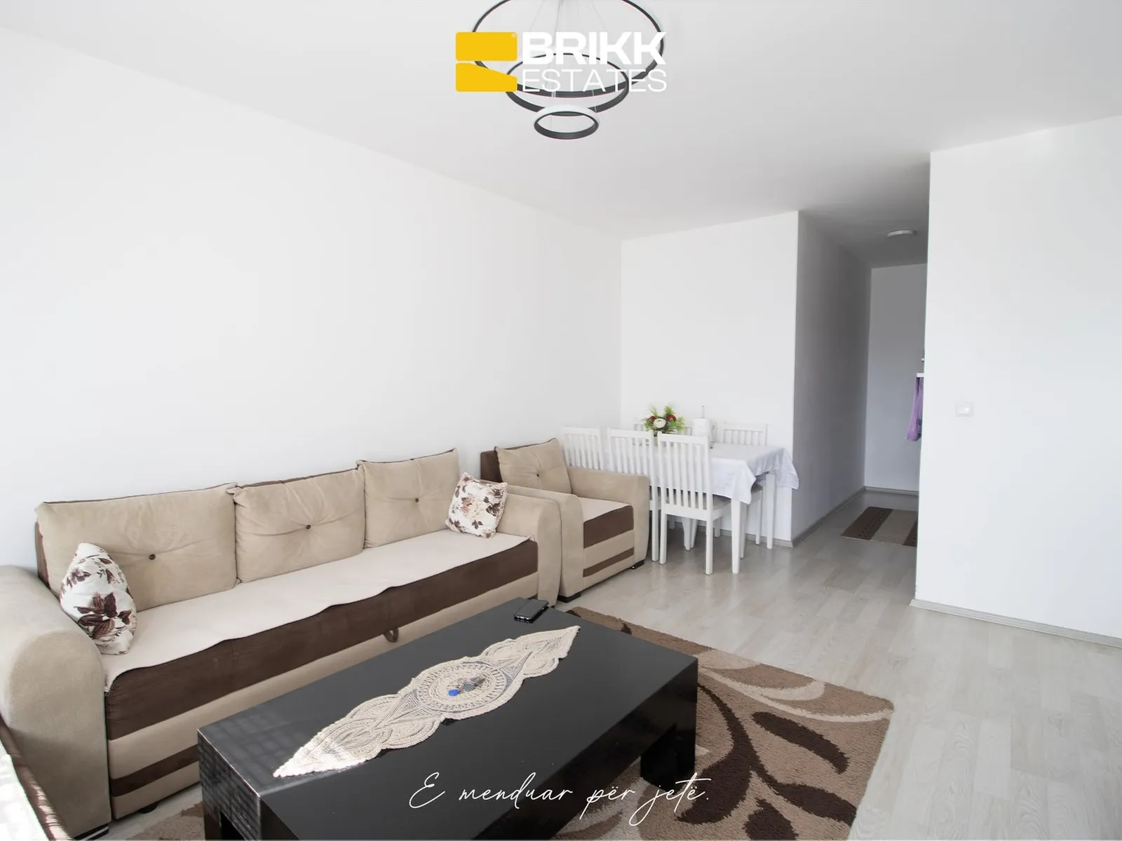 Qëndrimi ditor, banesë në shitje në Fushë Kosovë, Ref B371 (3/7)