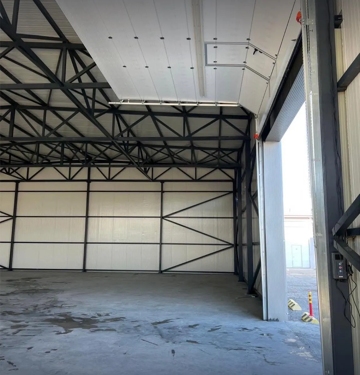 Hapësira e depos, depo dhe showroom me qira në Zonën Industriale, Prishtinë, Ref B304 (3/5)