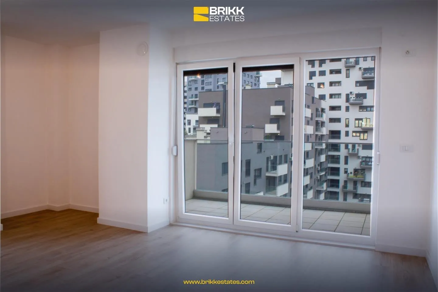 Hapësira e brendshme, banesë ose zyrë me qira në Mati 1, Prishtinë, Ref B308 (3/9)