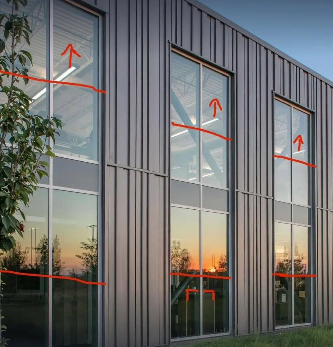 Pamja e jashtme, depo dhe showroom me qira në Zonën Industriale, Prishtinë, Ref B304 (4/5)