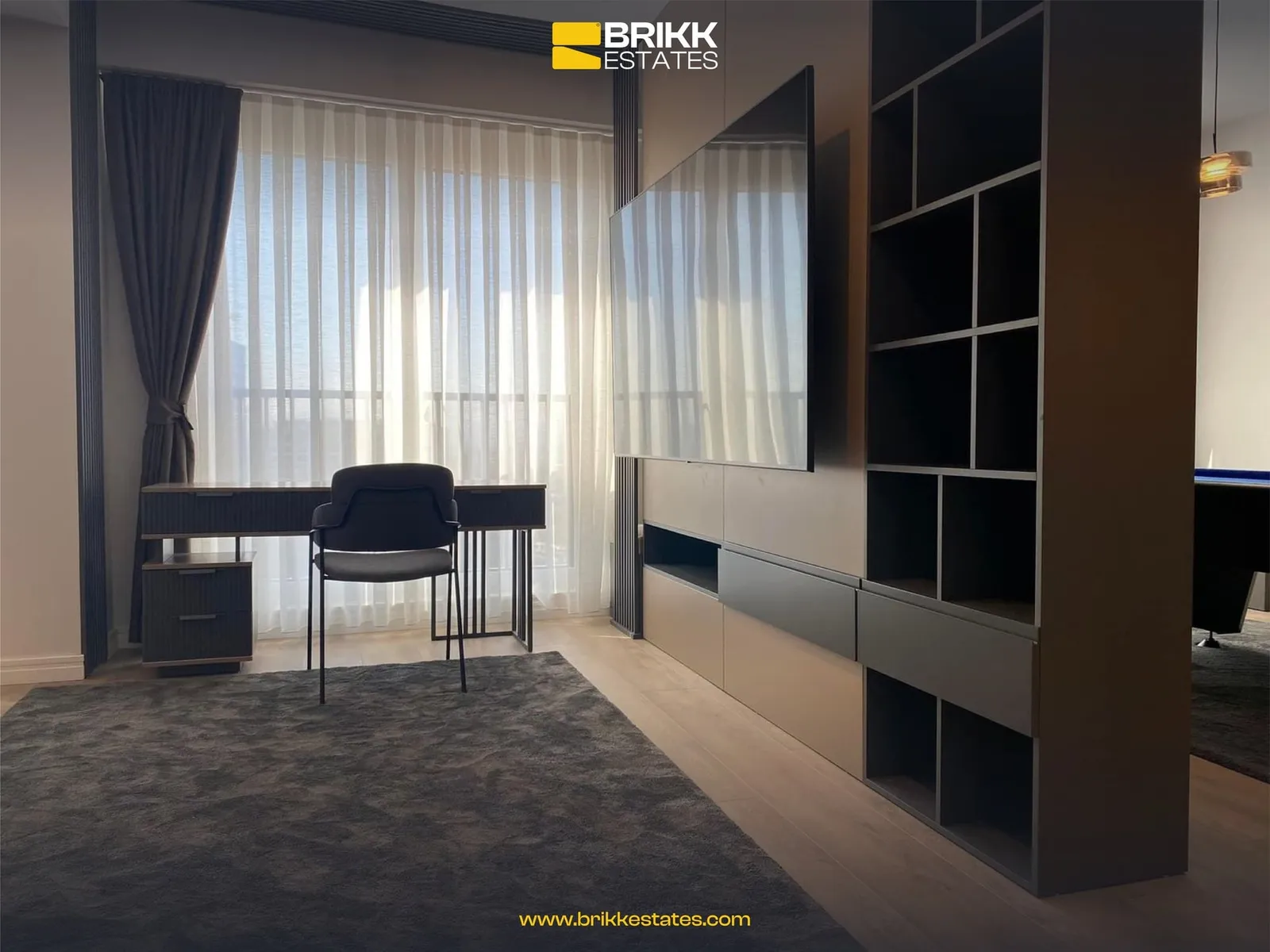 Hapësira e brendshme, duplex me qira në Pejton, Prishtinë, Ref B301 (4/10)
