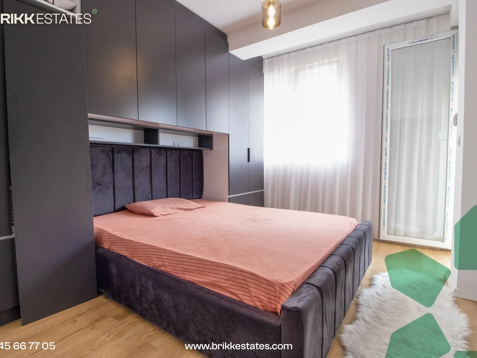 Dhoma e gjumit, banesë në shitje në Fushë Kosovë, Ref B381 (4/9)