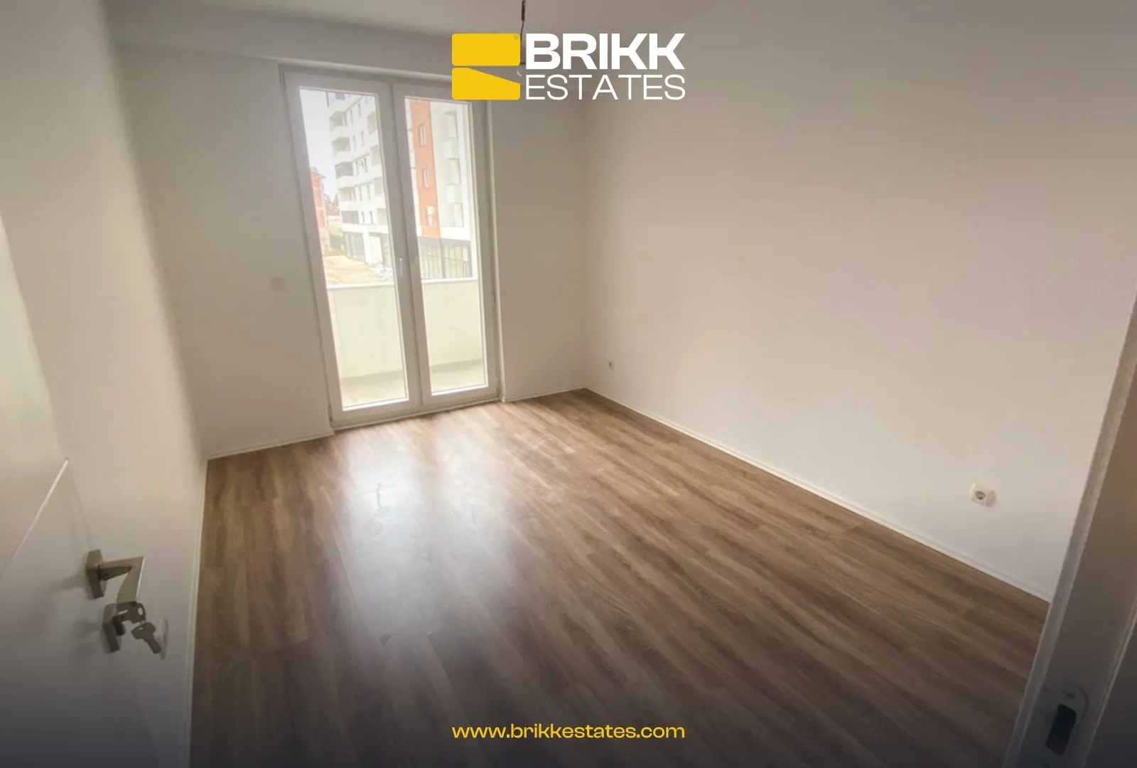 Hapësira e brendshme, banesa në shitje në Fushë Kosovë, Ref B323 (4/7)
