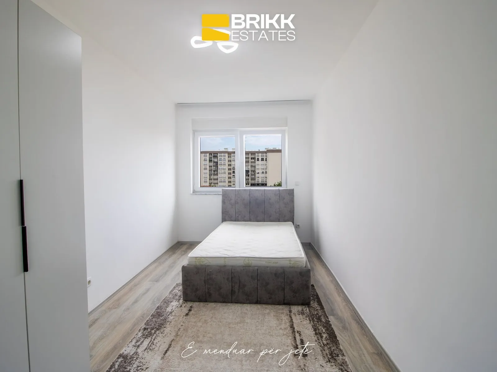 Dhoma e gjumit, banesë në shitje në Fushë Kosovë, Ref B373 (7/9)