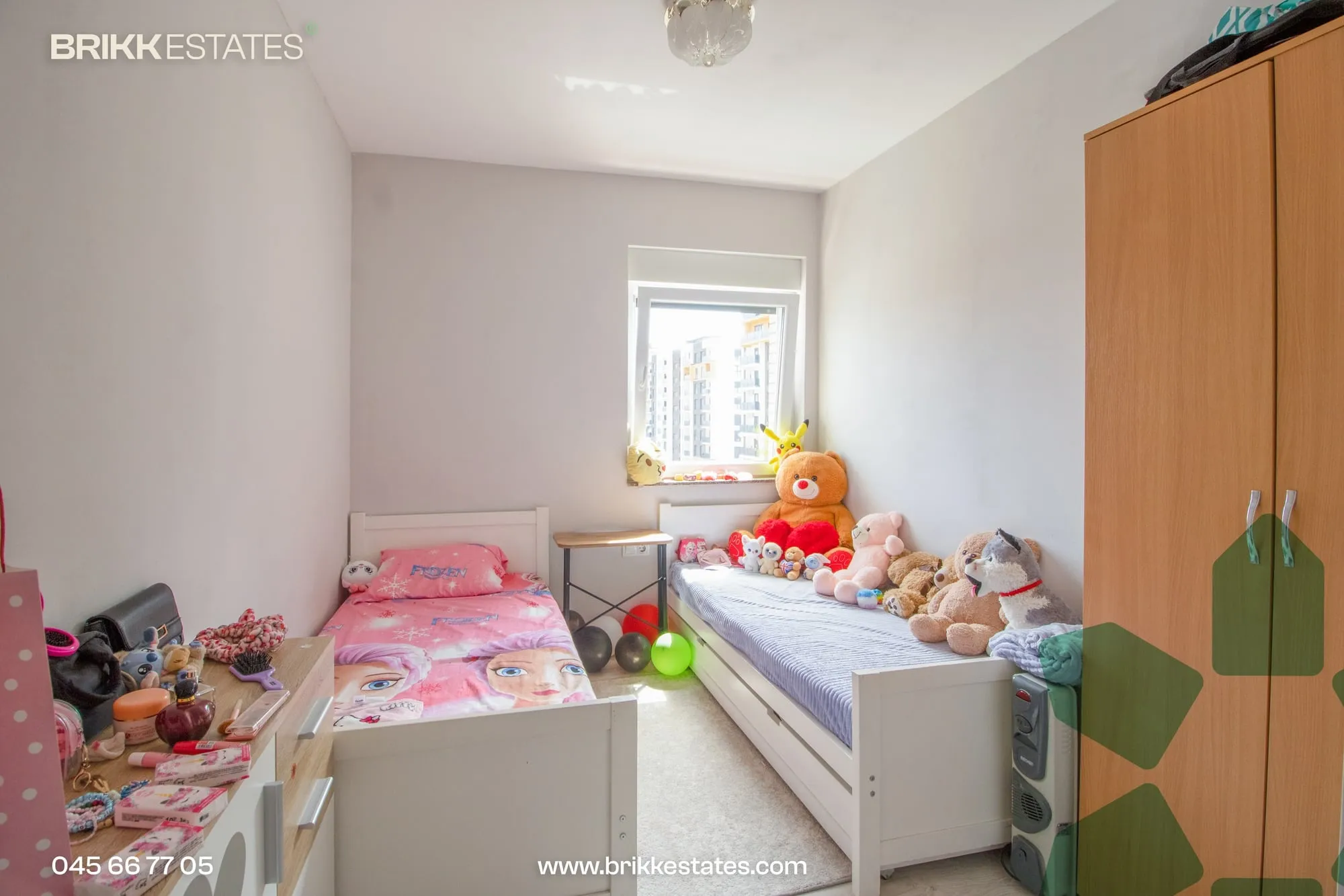 Dhoma e gjumit, banesë në shitje në Fushë Kosovë, Ref B390 (6/10)