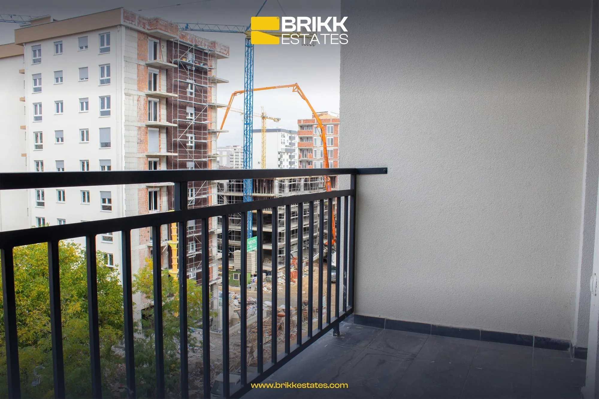 Balcony, apartment for sale in Fushë Kosovë, Ref B311 (7/8)