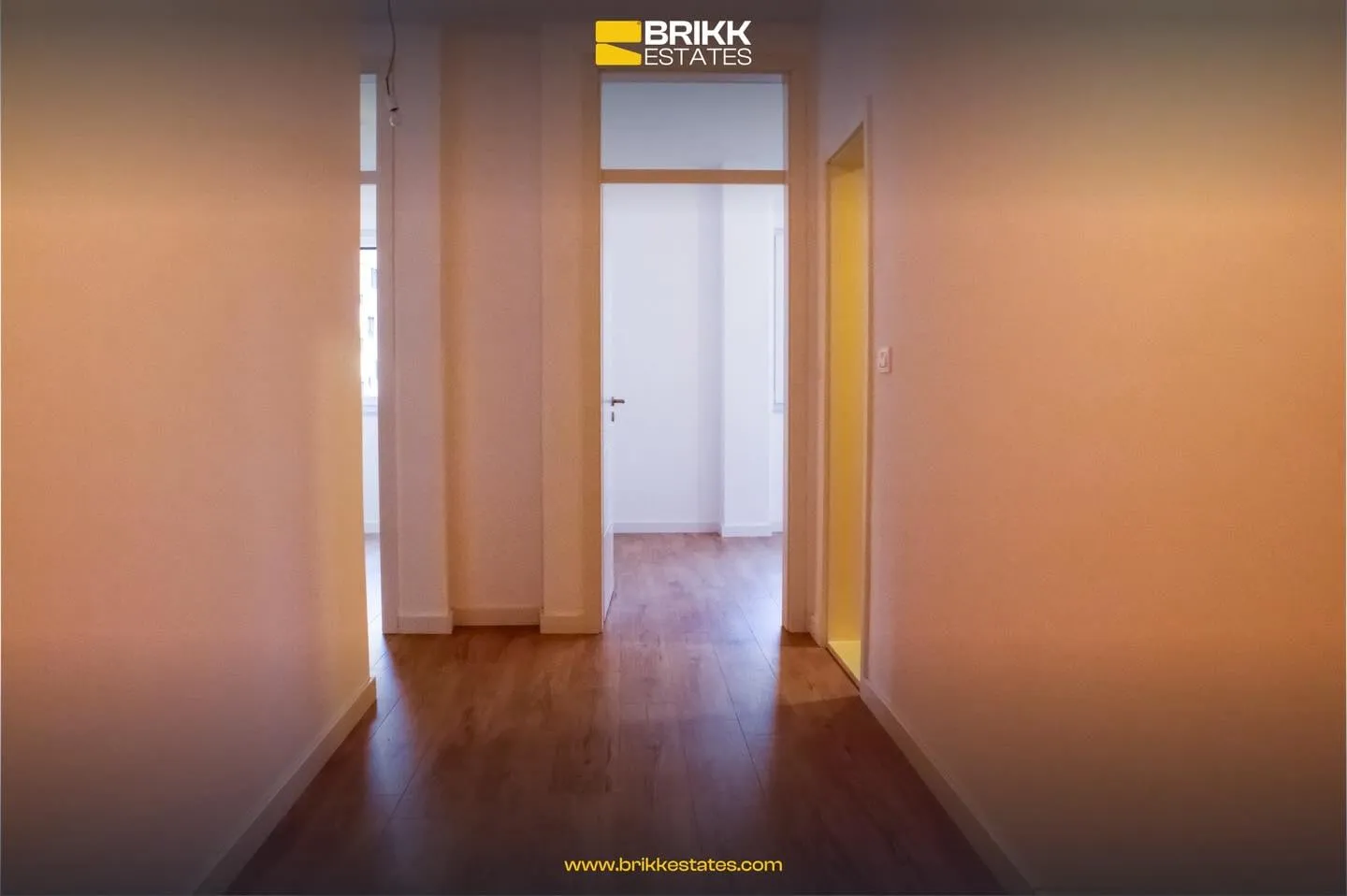 Korridori, banesë ose zyrë me qira në Mati 1, Prishtinë, Ref B308 (7/9)