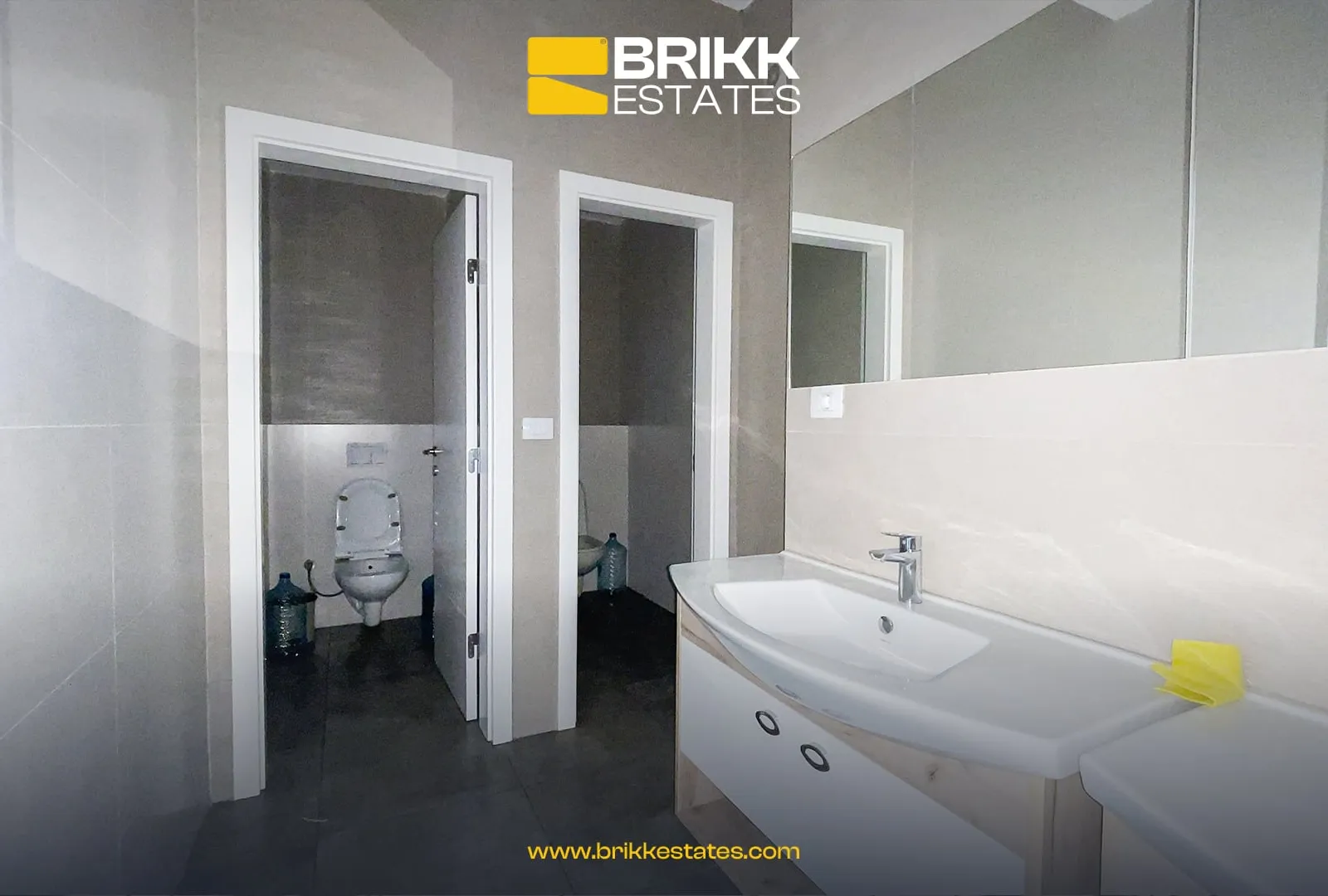 Banjo, zyrë/penthouse me qira në Prishtinë, Ref B349 (8/10)