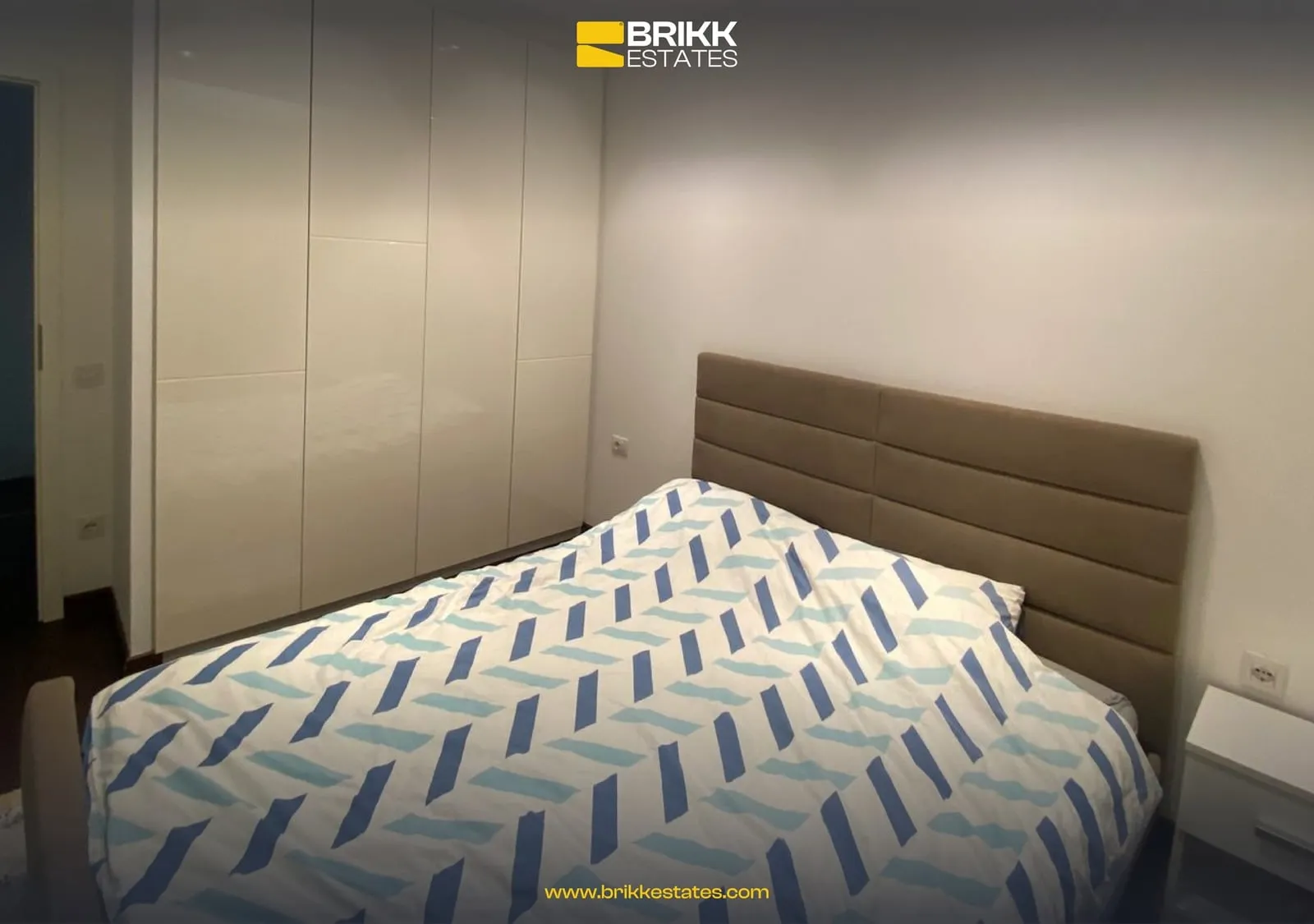 Dhoma e gjumit, duplex me qira në Pejton, Prishtinë, Ref B302 (8/10)
