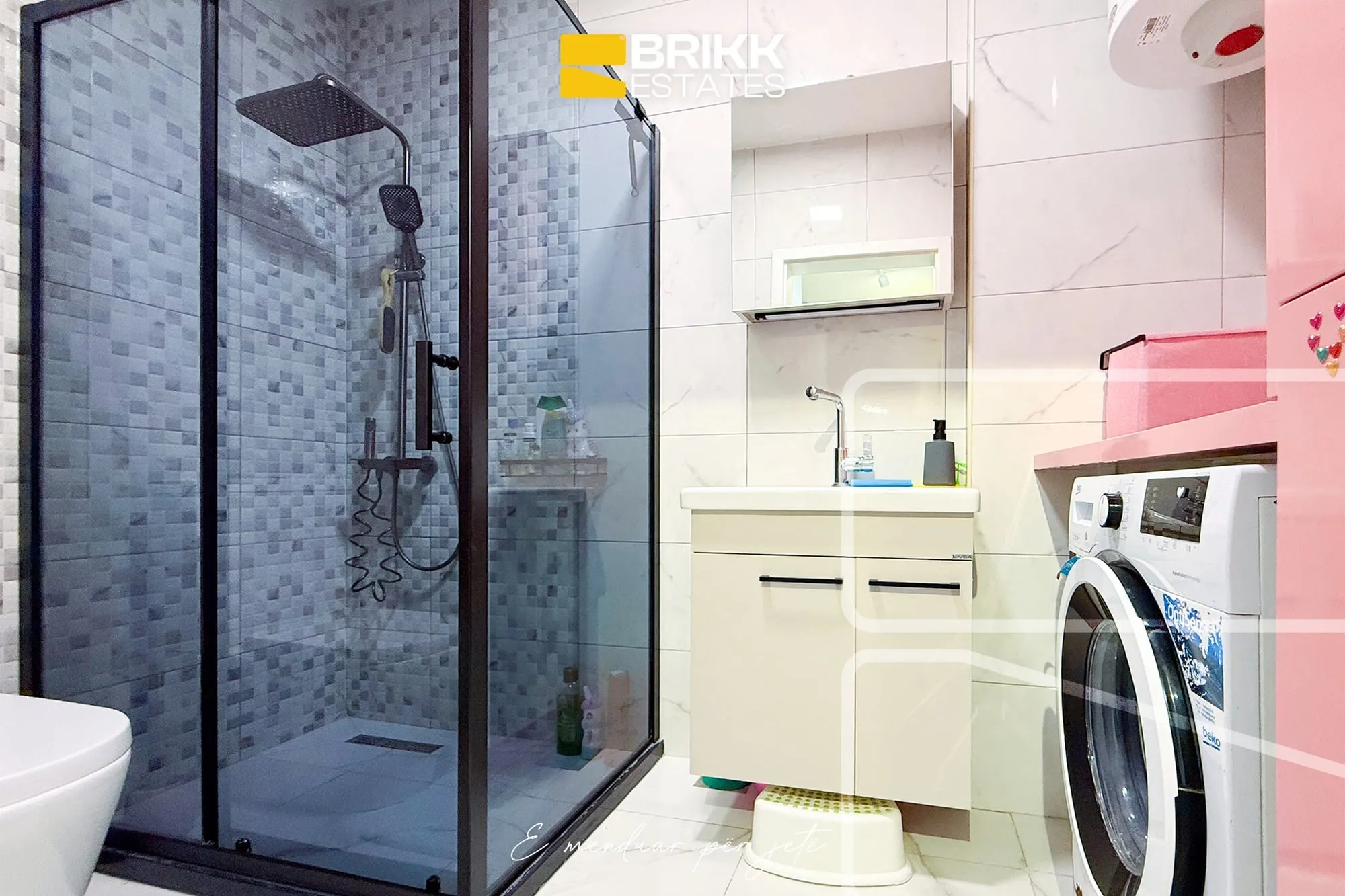 Bathroom, apartment for sale in Fushë Kosovë, Ref B376 (8/9)