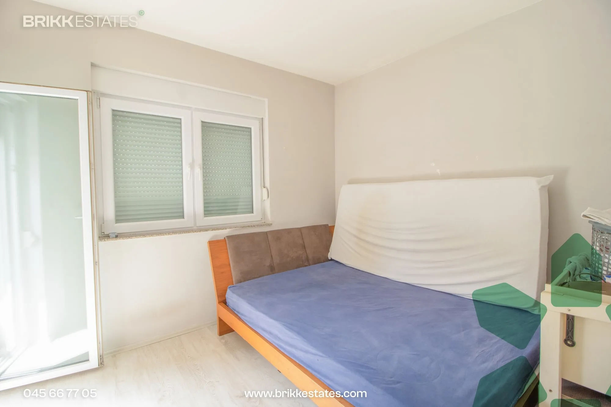 Dhoma e gjumit, banesë në shitje në Fushë Kosovë, Ref B390 (8/10)